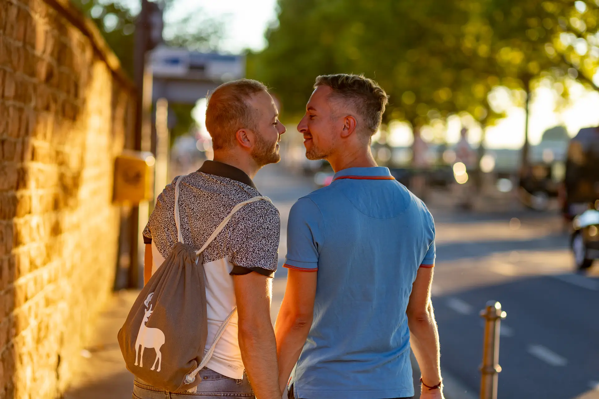 Paarshooting am Neckarufer Heidelberg im Sommer