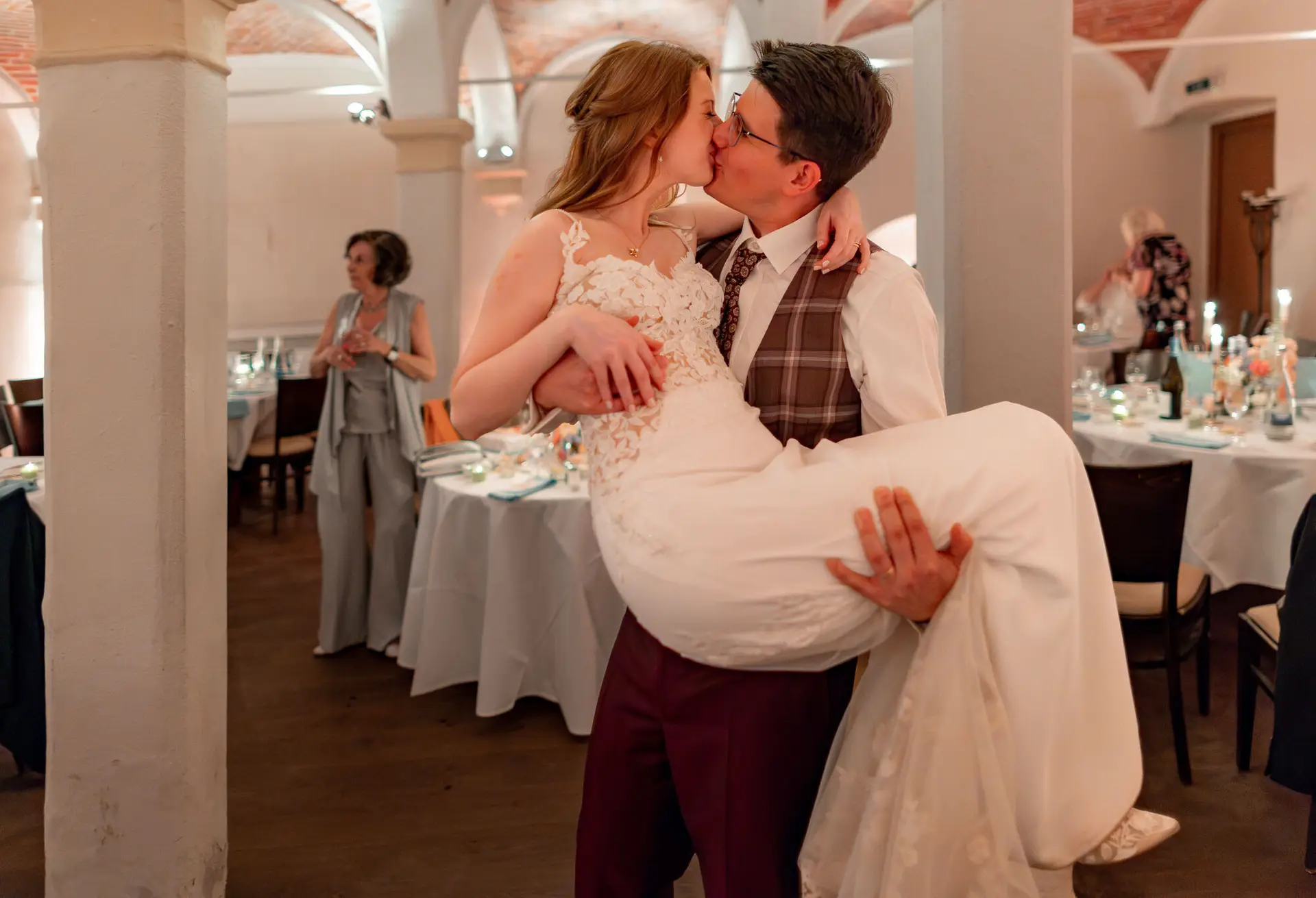 Festliche Hochzeitsstimmung am Abend im Weingut Fritz Ritter Bad Dürkheim