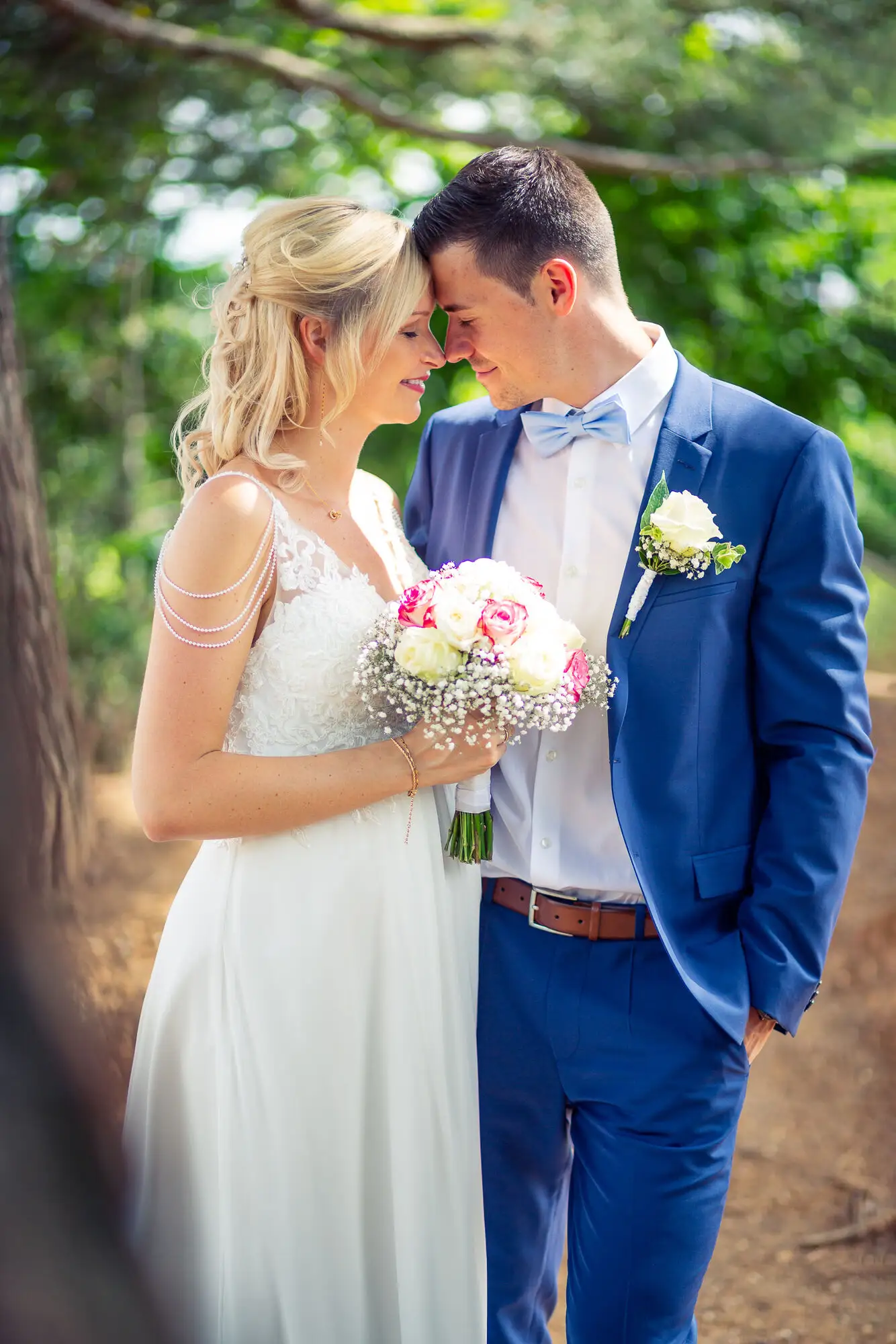 Liane Kevin Waldweg Entspanntes Shooting Nach Hochzeit.DOPcawKR