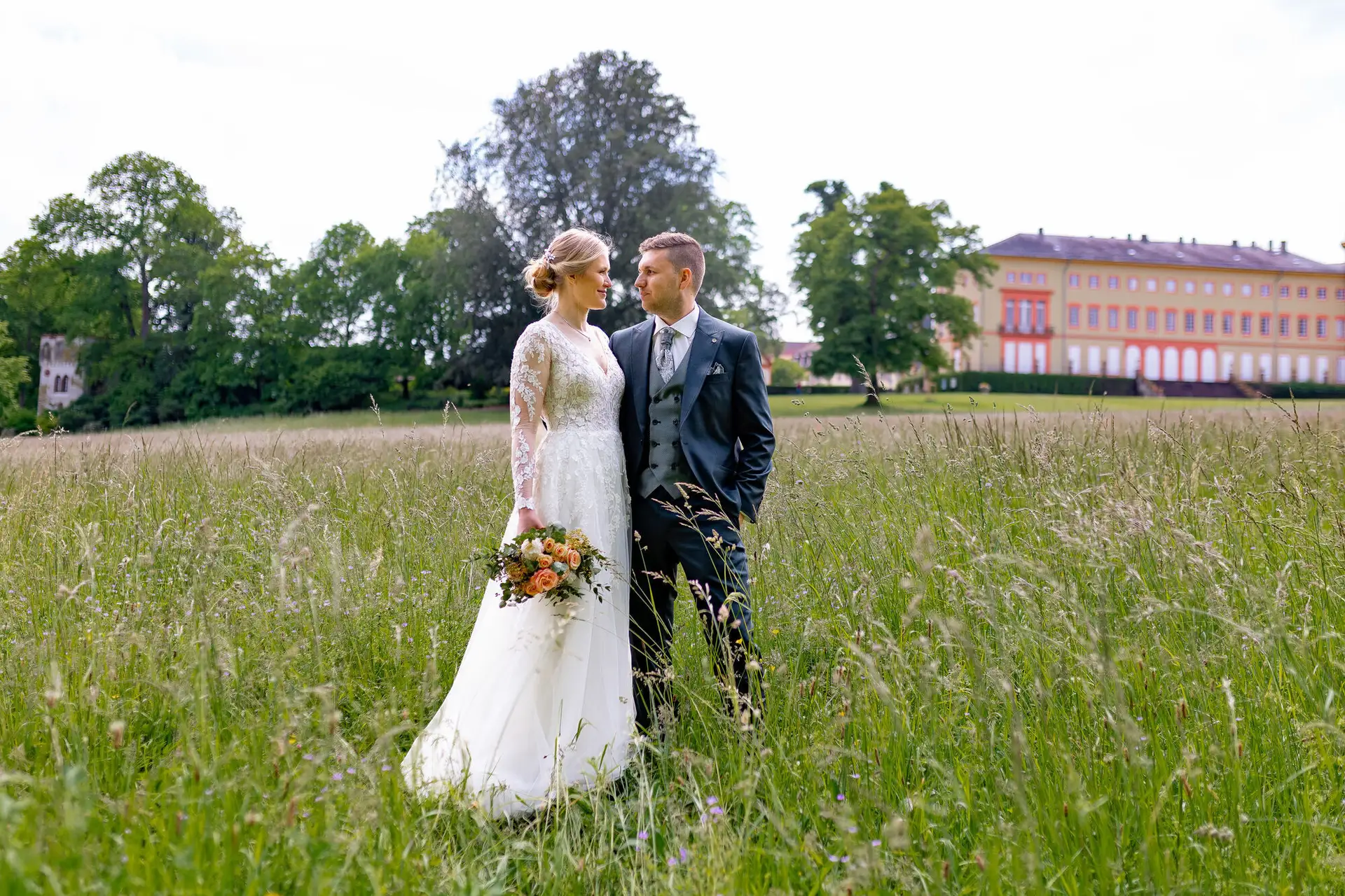 Brautpaarshooting Im Schlossgarten Worms Herrnsheim.B7gXftSZ Hochzeitslocation Schlossgarten Worms Herrnsheim