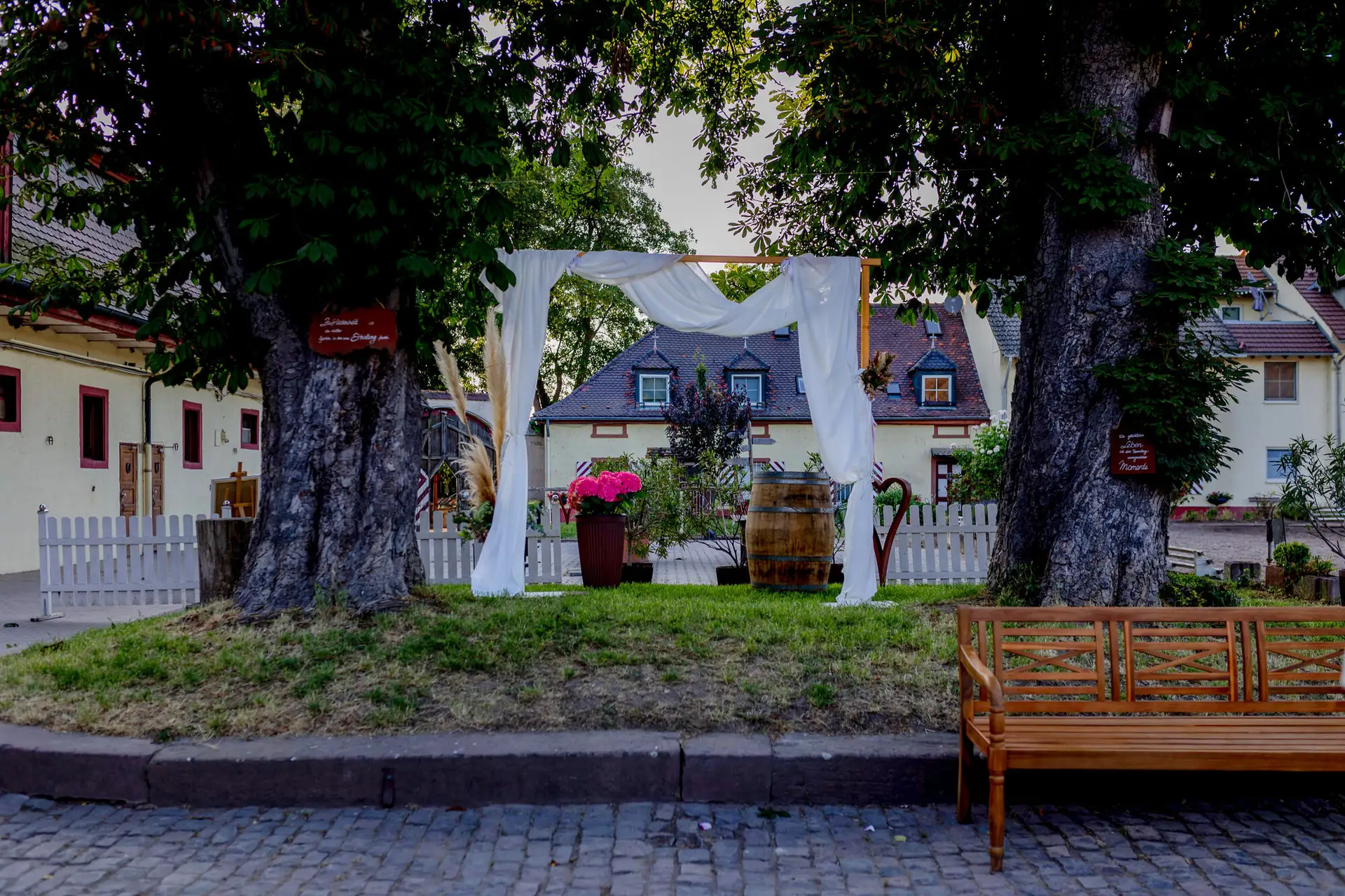 Hofgut Petersau Frankenthal Location 04.BCamQzxE Hochzeitslocation Hofgut Petersau