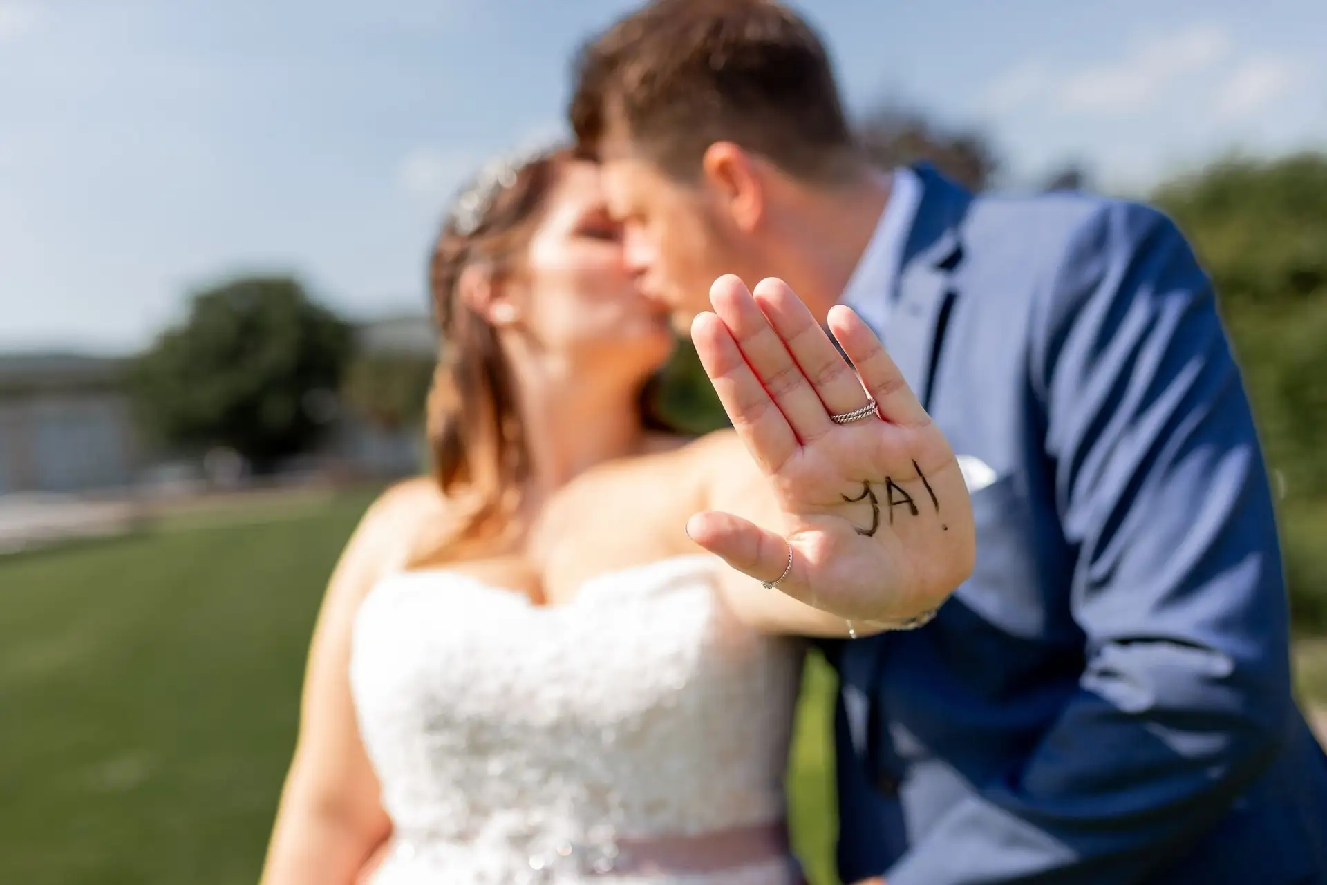 Tina Bjoern Kurpark Kuss Ja Auf Hand.LYLYO3FE Hochzeitslocation Kurpark Bad Dürkheim